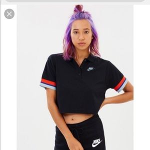 nike crop polo